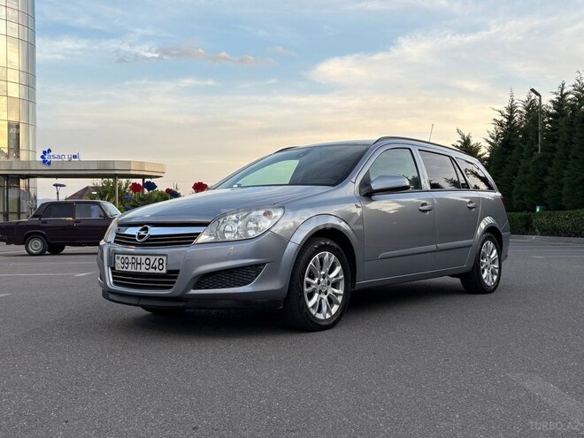 Opel Astra 2009, 307,000 km - 1.3 l - Şəki
