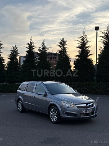 Opel Astra 2009, 307,000 km - 1.3 l - Şəki
