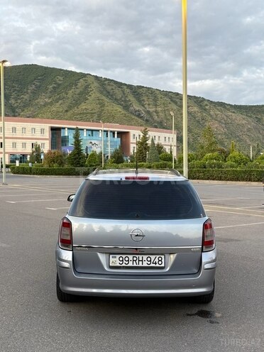 Opel Astra 2009, 307,000 km - 1.3 l - Şəki