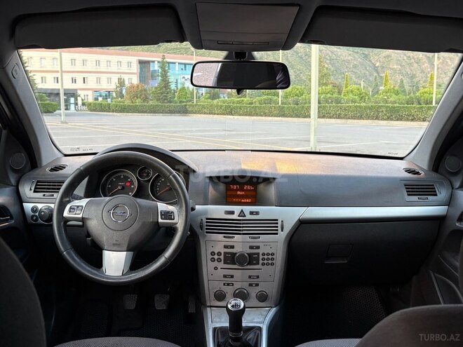 Opel Astra 2009, 307,000 km - 1.3 l - Şəki