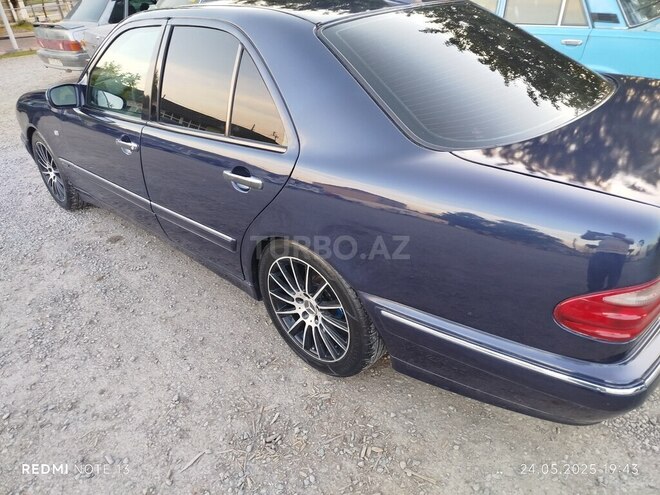 Mercedes E 240 1998, 370,000 km - 2.4 л - Bərdə
