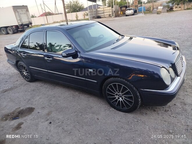 Mercedes E 240 1998, 370,000 km - 2.4 л - Bərdə