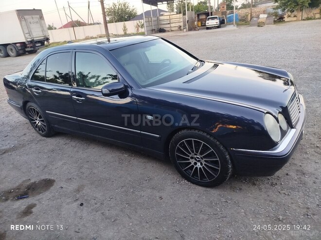 Mercedes E 240 1998, 370,000 km - 2.4 л - Bərdə