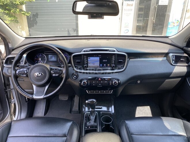 Kia Sorento-10