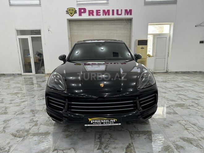 Porsche Cayenne-1