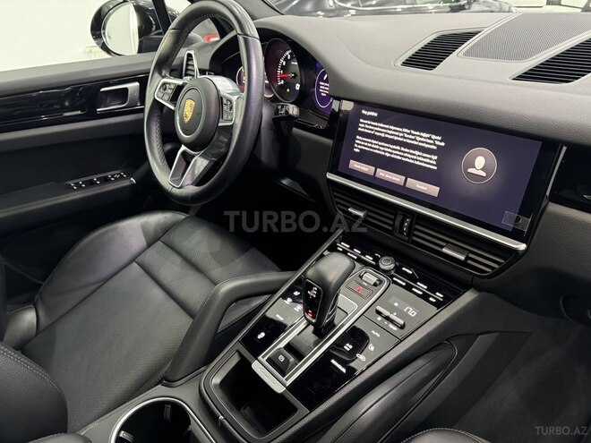 Porsche Cayenne-16