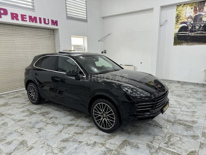 Porsche Cayenne-2
