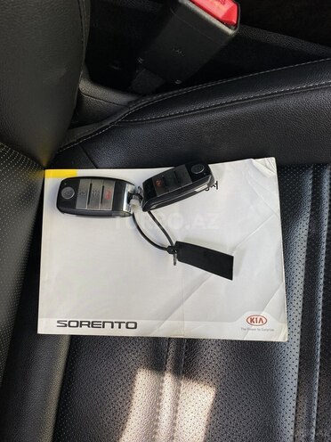Kia Sorento-16