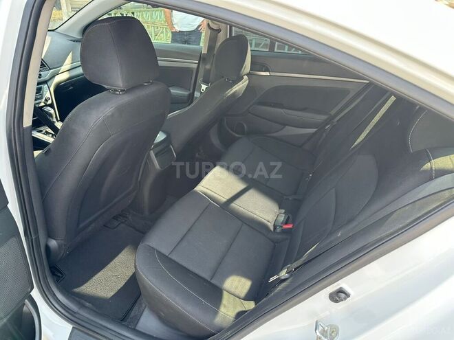 Hyundai Elantra 2017, 109,673 km - 2.0 l - Bakı