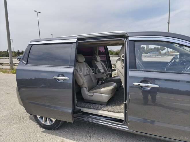 Kia Carnival 2016, 180,000 km - 2.2 l - Bakı