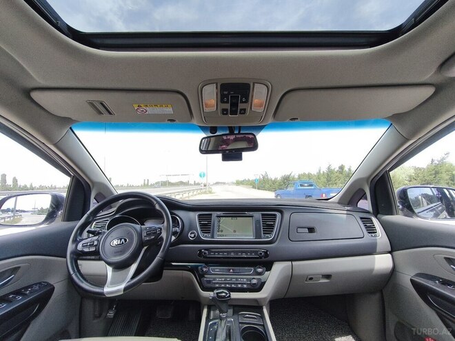 Kia Carnival 2016, 180,000 km - 2.2 l - Bakı