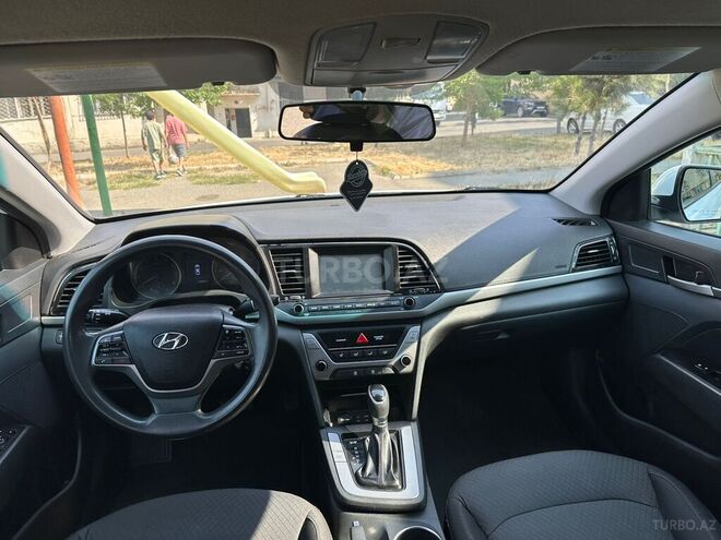 Hyundai Elantra 2017, 109,673 km - 2.0 l - Bakı