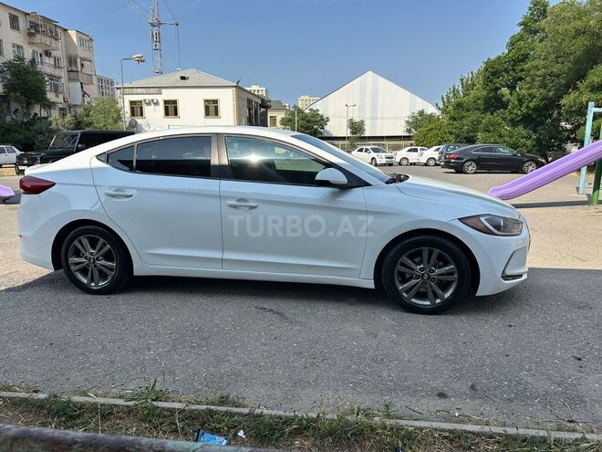 Hyundai Elantra 2017, 109,673 km - 2.0 l - Bakı