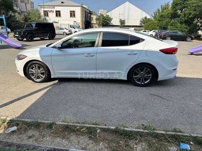 Hyundai Elantra 2017, 109,673 km - 2.0 l - Bakı