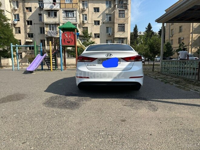 Hyundai Elantra 2017, 109,673 km - 2.0 l - Bakı