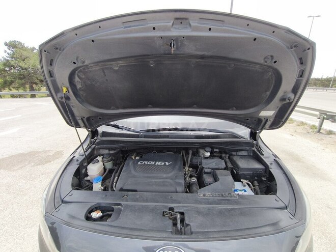 Kia Carnival 2016, 180,000 km - 2.2 l - Bakı