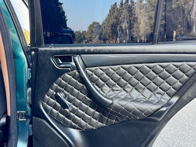 Mercedes C 240 1998, 297,124 km - 2.4 l - Sumqayıt
