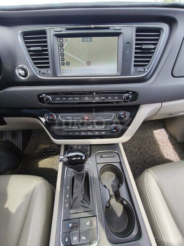 Kia Carnival 2016, 180,000 km - 2.2 l - Bakı