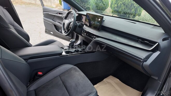 Toyota Camry-16