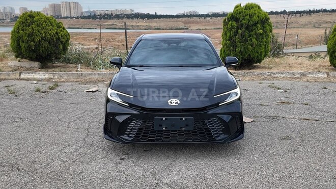 Toyota Camry-1