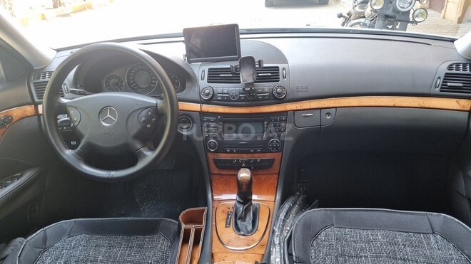 Mercedes E 220 d 2006, 316,000 km - 2.2 l - Bakı