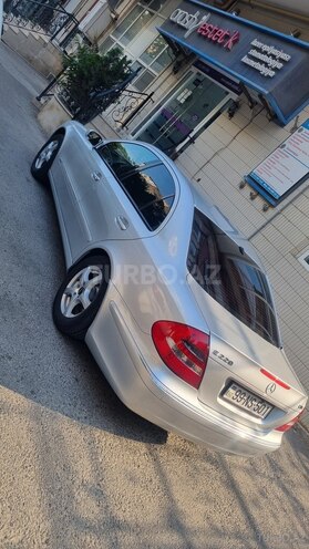 Mercedes E 220 d 2006, 316,000 km - 2.2 l - Bakı
