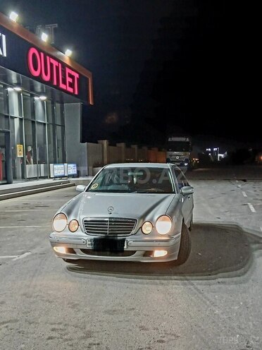Mercedes E 220 d 2000, 500,000 km - 2.2 l - Masallı