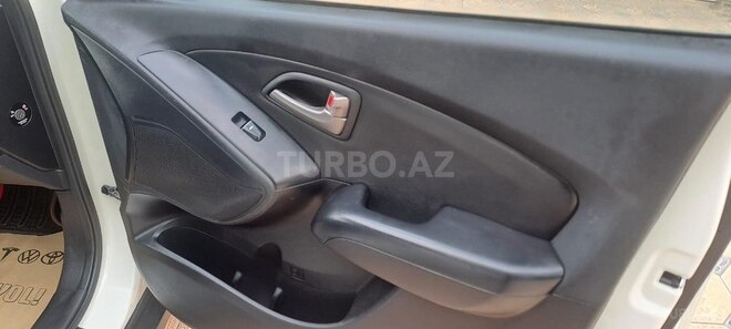 Hyundai ix35 2011, 137,000 km - 2.0 l - Gəncə
