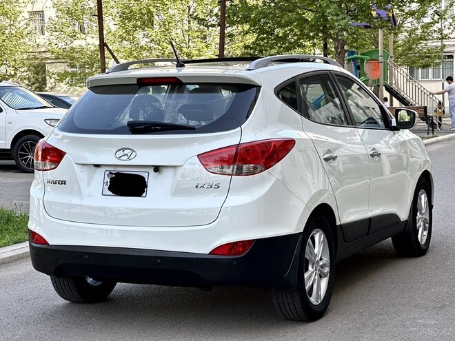 Hyundai ix35 2011, 137,000 km - 2.0 l - Gəncə