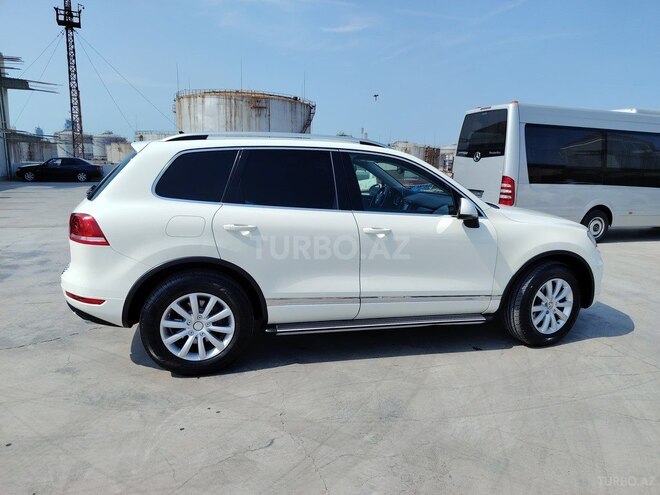 Volkswagen Touareg 2010, 331,400 km - 3.6 л - Bakı