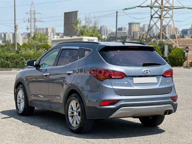Hyundai Santa Fe-6