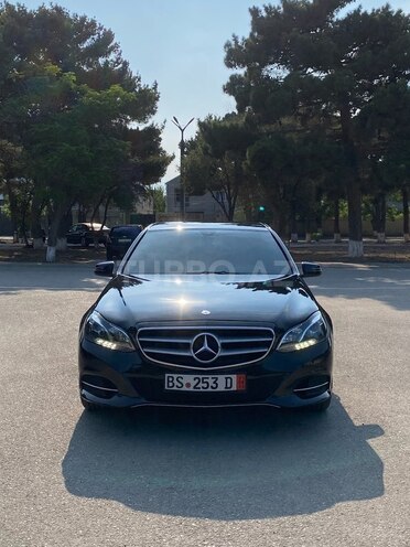 Mercedes E 220 d 2013, 266,000 km - 2.2 l - Sumqayıt