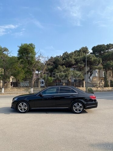 Mercedes E 220 d 2013, 266,000 km - 2.2 l - Sumqayıt