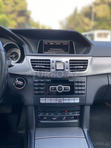 Mercedes E 220 d 2013, 266,000 km - 2.2 l - Sumqayıt