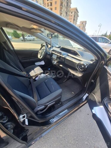 Toyota Aqua 2016, 133,500 km - 1.5 l - Sumqayıt