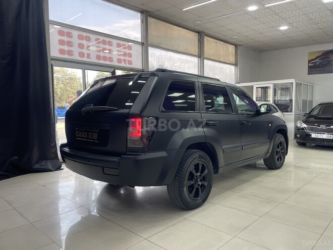 Jeep Cherokee-11