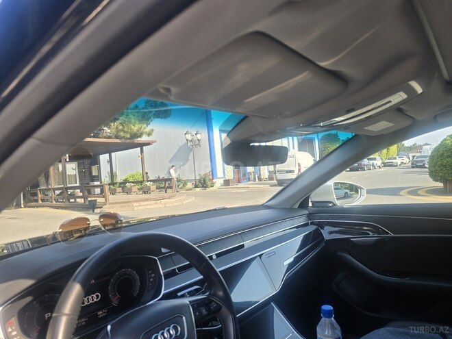 Audi A8 2018, 110,000 km - 3.0 l - Bakı