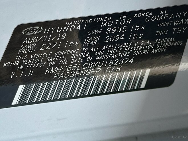 Hyundai IONIQ-14