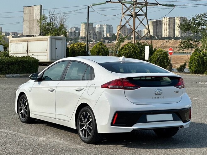 Hyundai IONIQ-5