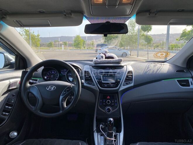 Hyundai Elantra 2015, 172,000 km - 1.8 l - Bakı