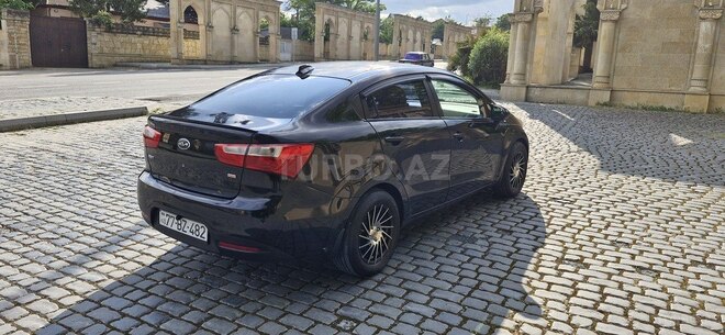 Kia Rio-3