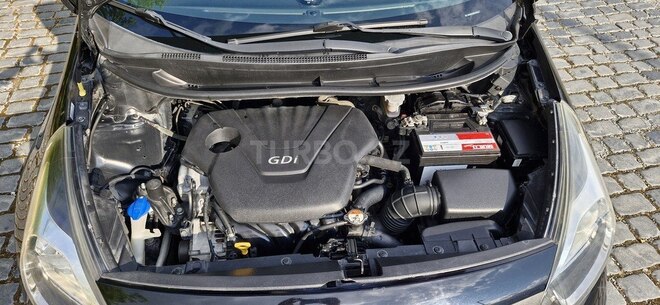 Kia Rio-13