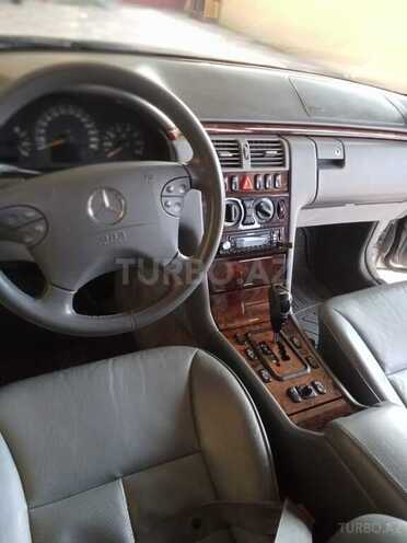 Mercedes E 240 2000, 255,000 km - 2.6 l - Şəmkir