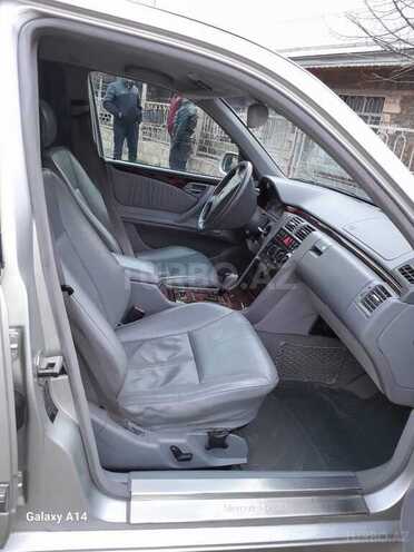 Mercedes E 240 2000, 255,000 km - 2.6 l - Şəmkir