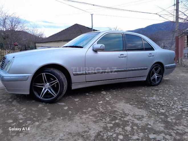 Mercedes E 240 2000, 255,000 km - 2.6 l - Şəmkir