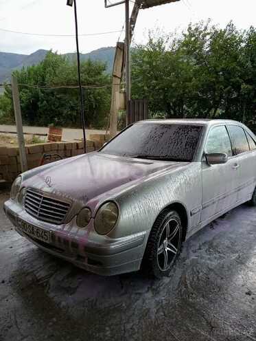 Mercedes E 240 2000, 255,000 km - 2.6 l - Şəmkir