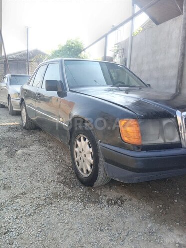 Mercedes E 230 1990, 400,000 km - 2.3 l - Bakı