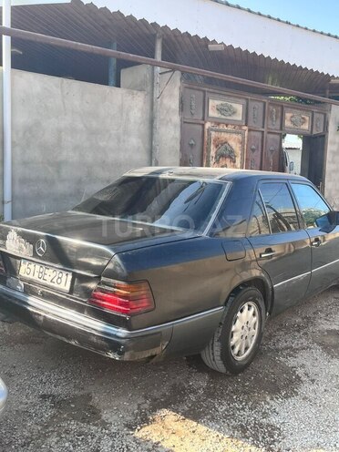 Mercedes E 230 1990, 400,000 km - 2.3 l - Bakı