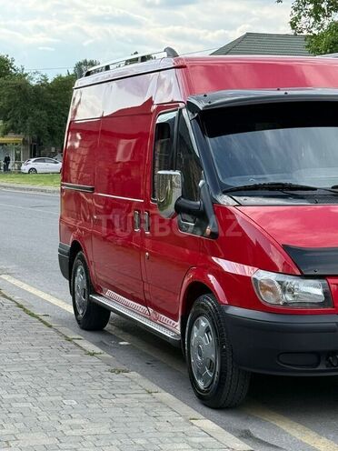 Ford Transit-3
