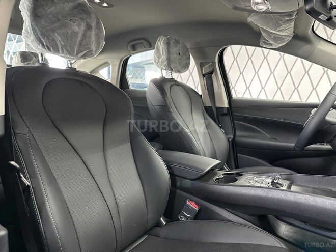 BYD Seal 05-14